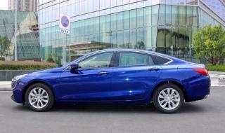 在红旗下成长观后感 在红旗下成长观后感